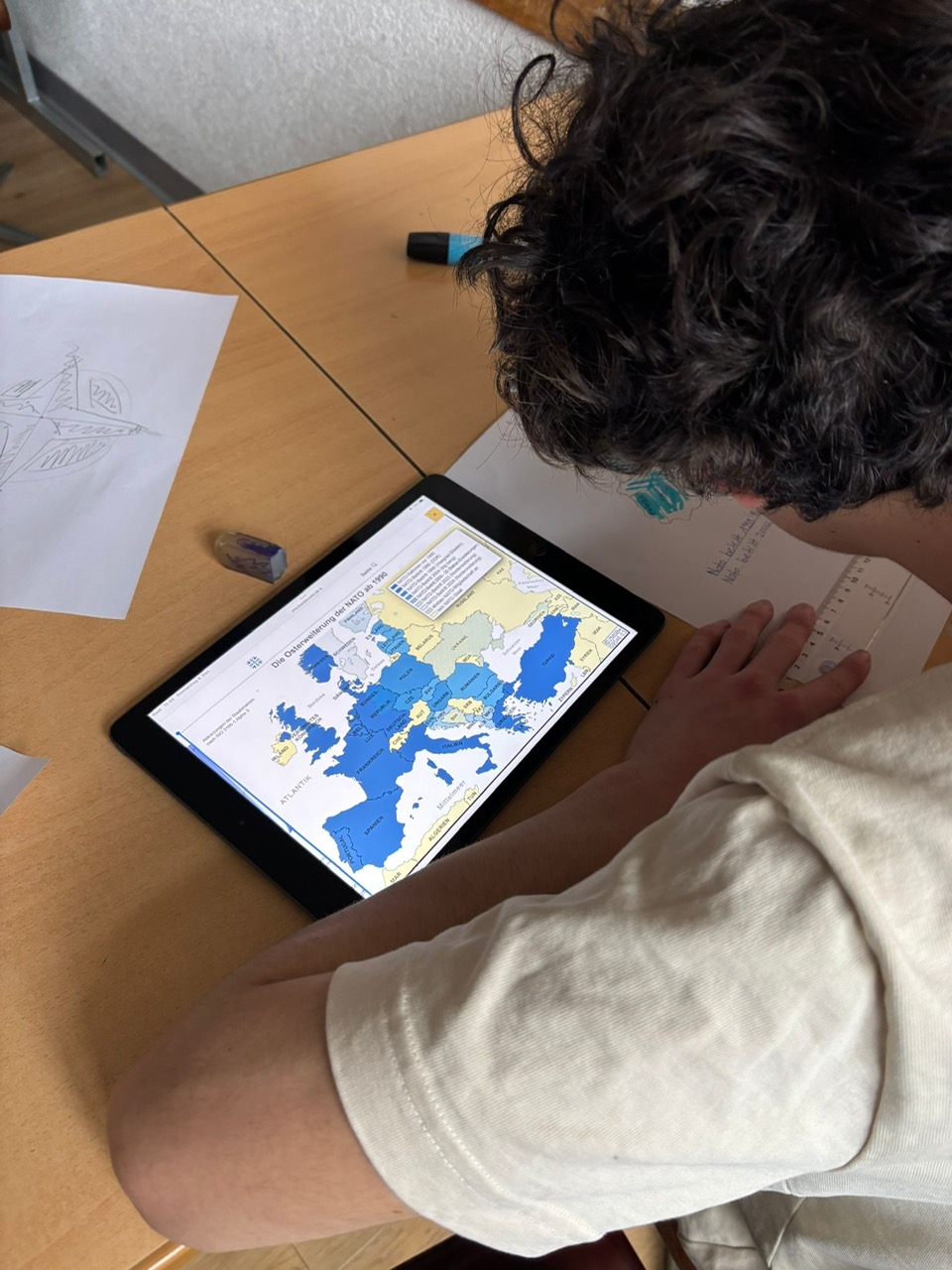 07F424DE 2A95 46EF 9FF4 361013FB4102