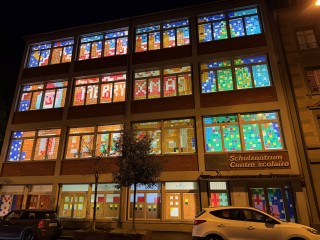 Adventsfenster, Racletteabend und Weihnachtskonzert